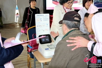 健康食材趕集會(huì) 直供產(chǎn)品琳瑯滿目，健康咨詢受追捧